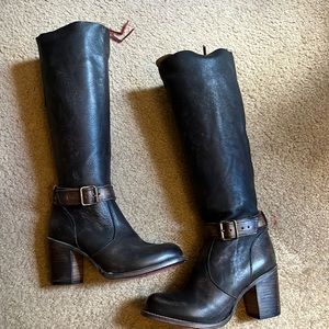 Brand new in box Freebird Holland boots